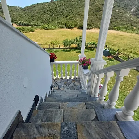 Summer Paradise Apartman *